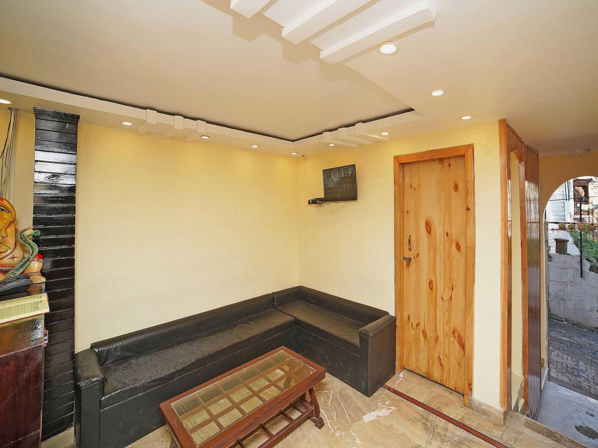 Oyo Flagship 8594 Golden Nest Hotell Nainital Eksteriør bilde